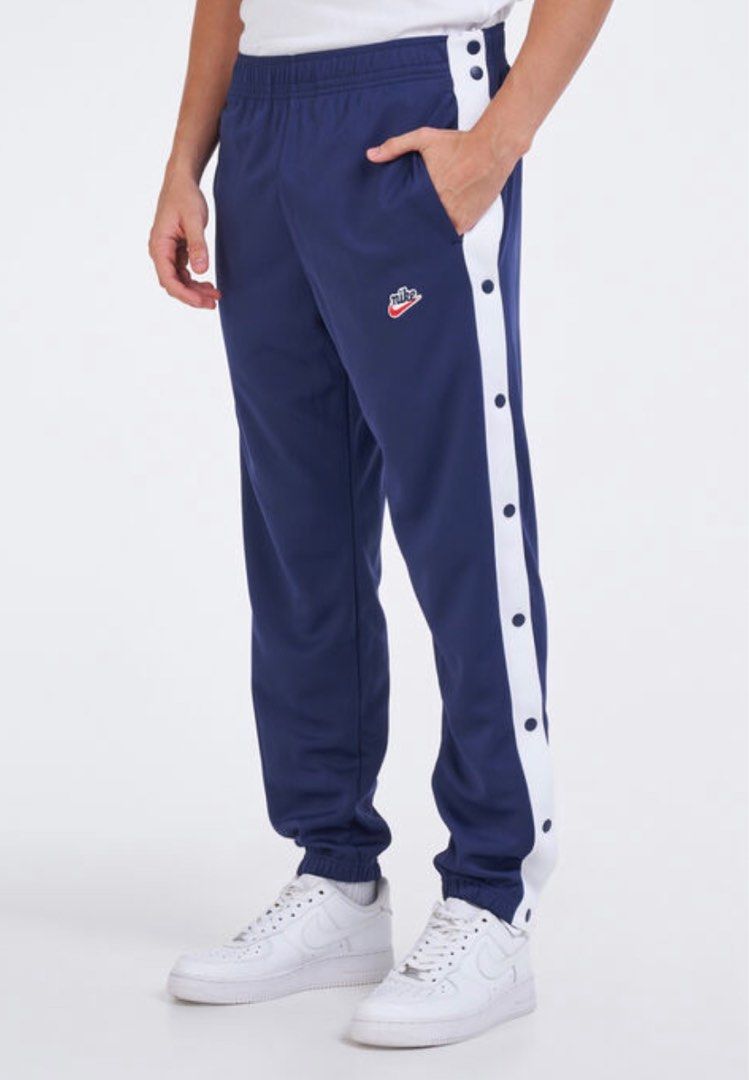 Nike tearaway pants top