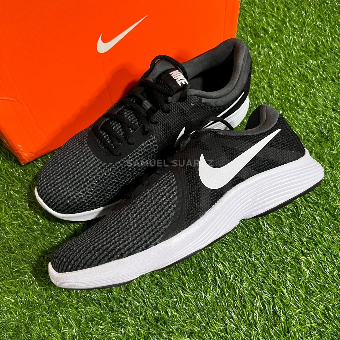 nike revolution 4 men's wide