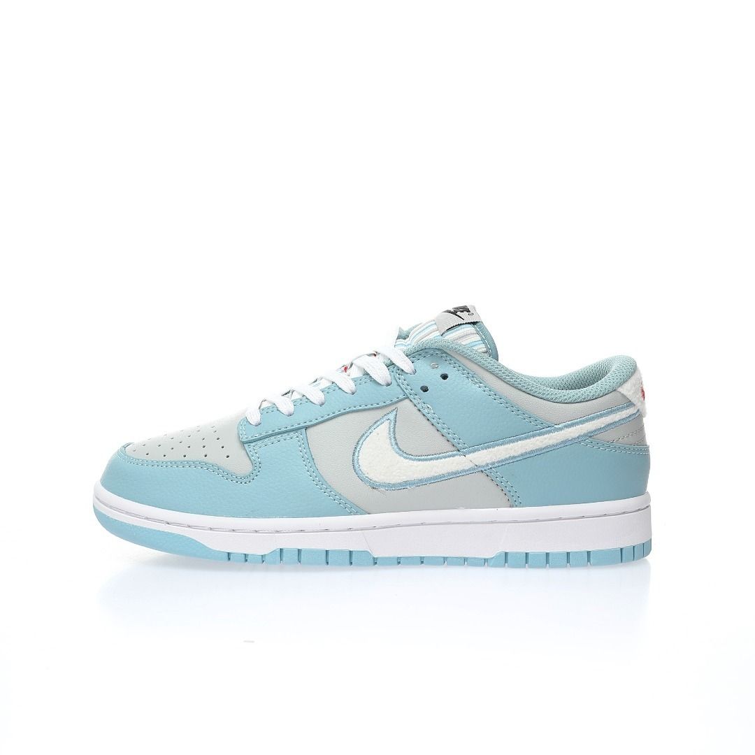 Baby blue shop nike sb
