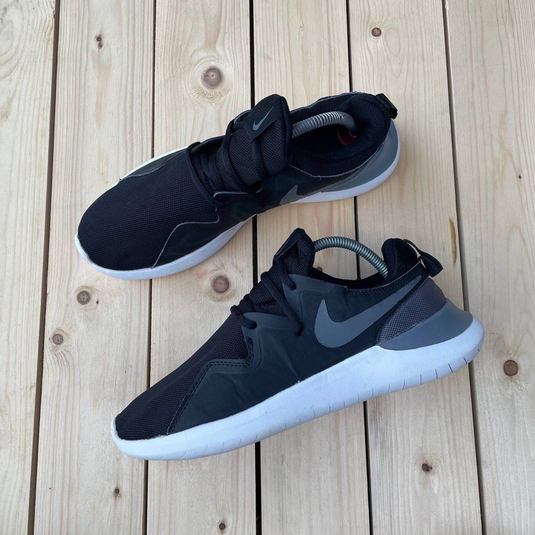 Nike tessen off white sale