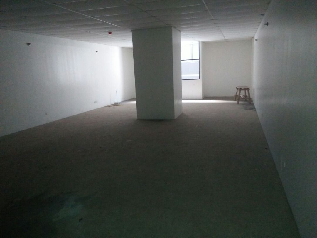 Office Space in AIC Burgundy Ortigas (Category: Commercial) located in Manila. Submitted by nebgene (Listing ID 1257874229, Image 3). Description: Office Space in AIC Burgundy Tower Bare Shell - As is Located infront of Robinsons Galleria on the 23rd Floor Rate includes the Association Dues No Parking included but can arrange with Admin for the availability Additional parking space rate is P 5000.