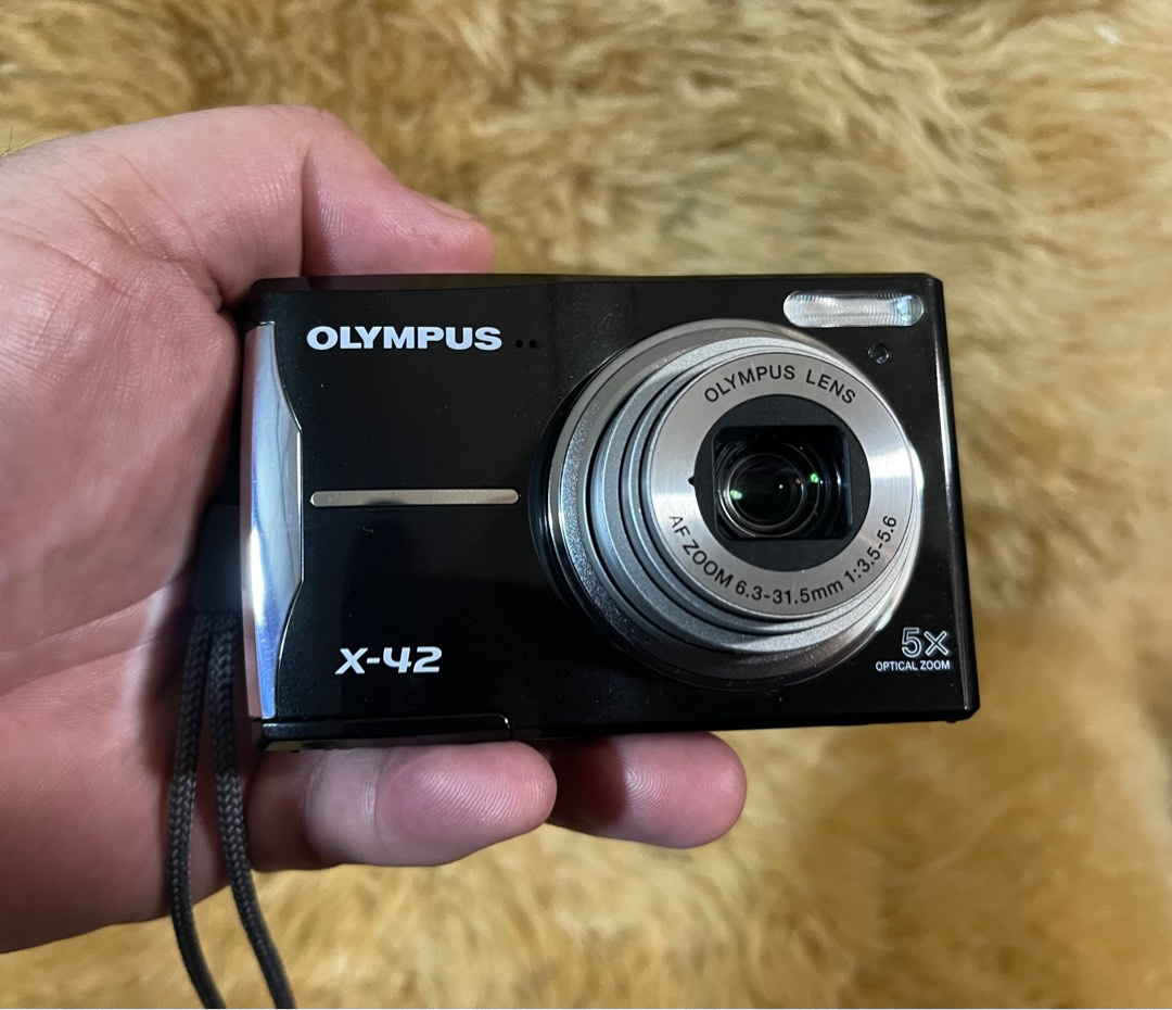 Olympus X42 Digital Camera, Photography, Cameras on Carousell