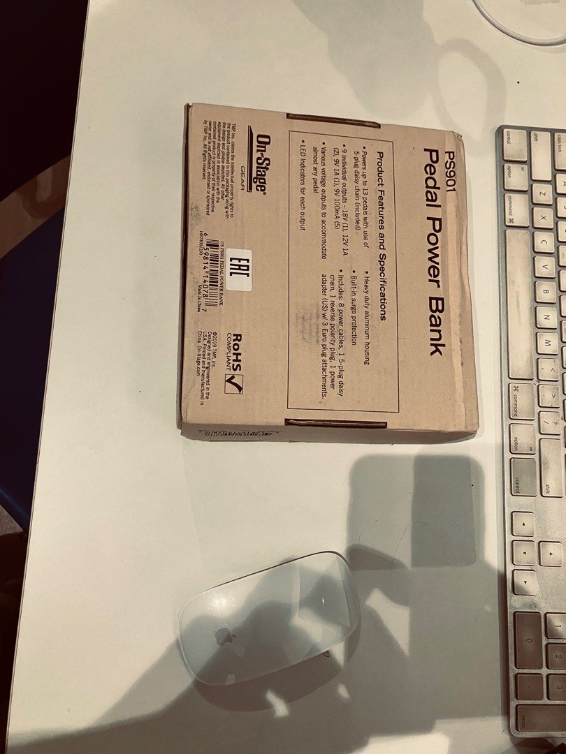 ON STAGE PEDAL POWER BANK PS901, Hobbies & Toys, Music & Media, Music