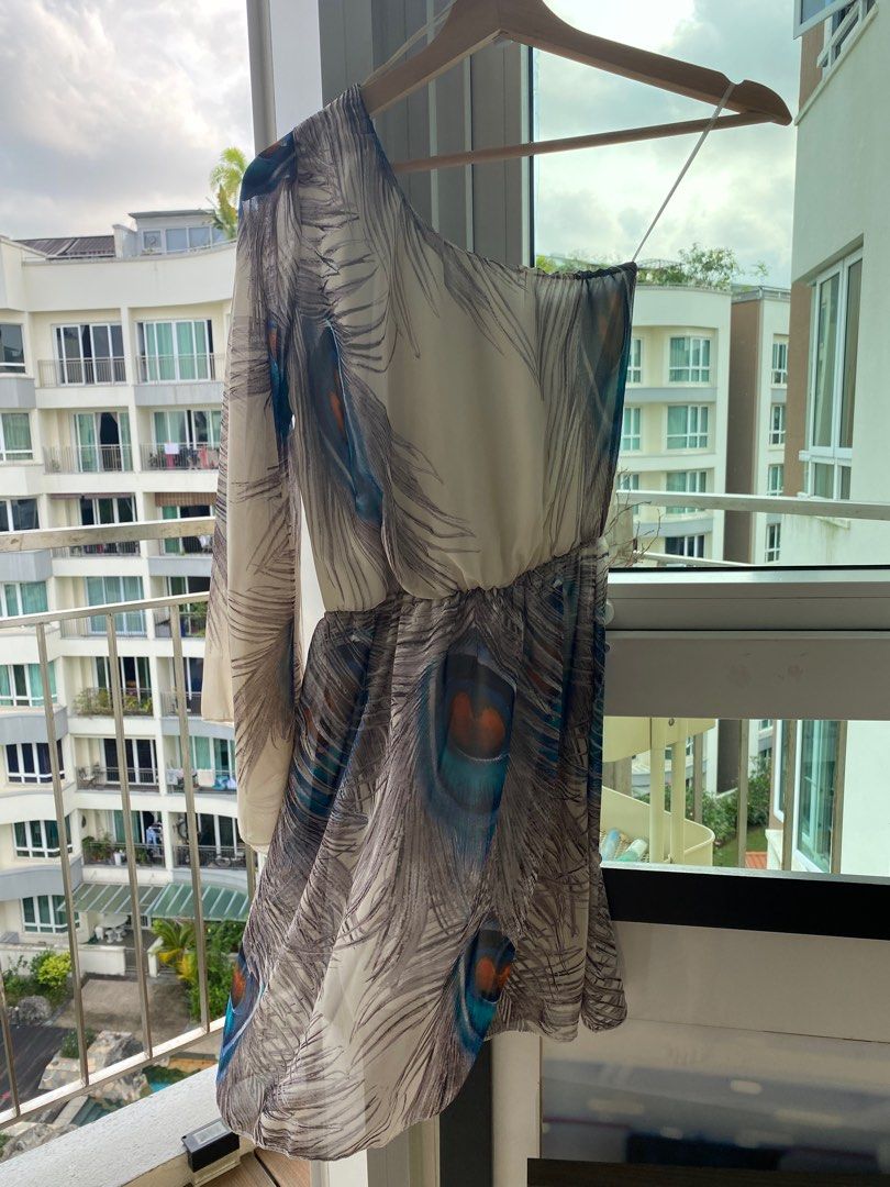 Peacock maxi dress forever 21 clearance