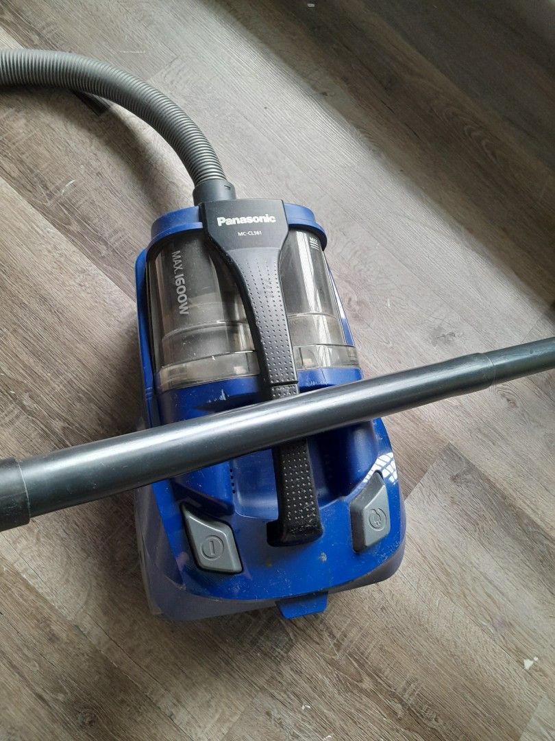 Panasonic strong suction vacuum cleaner, TV & Home Appliances, Vacuum