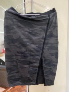 Plus size camouflage skirt
