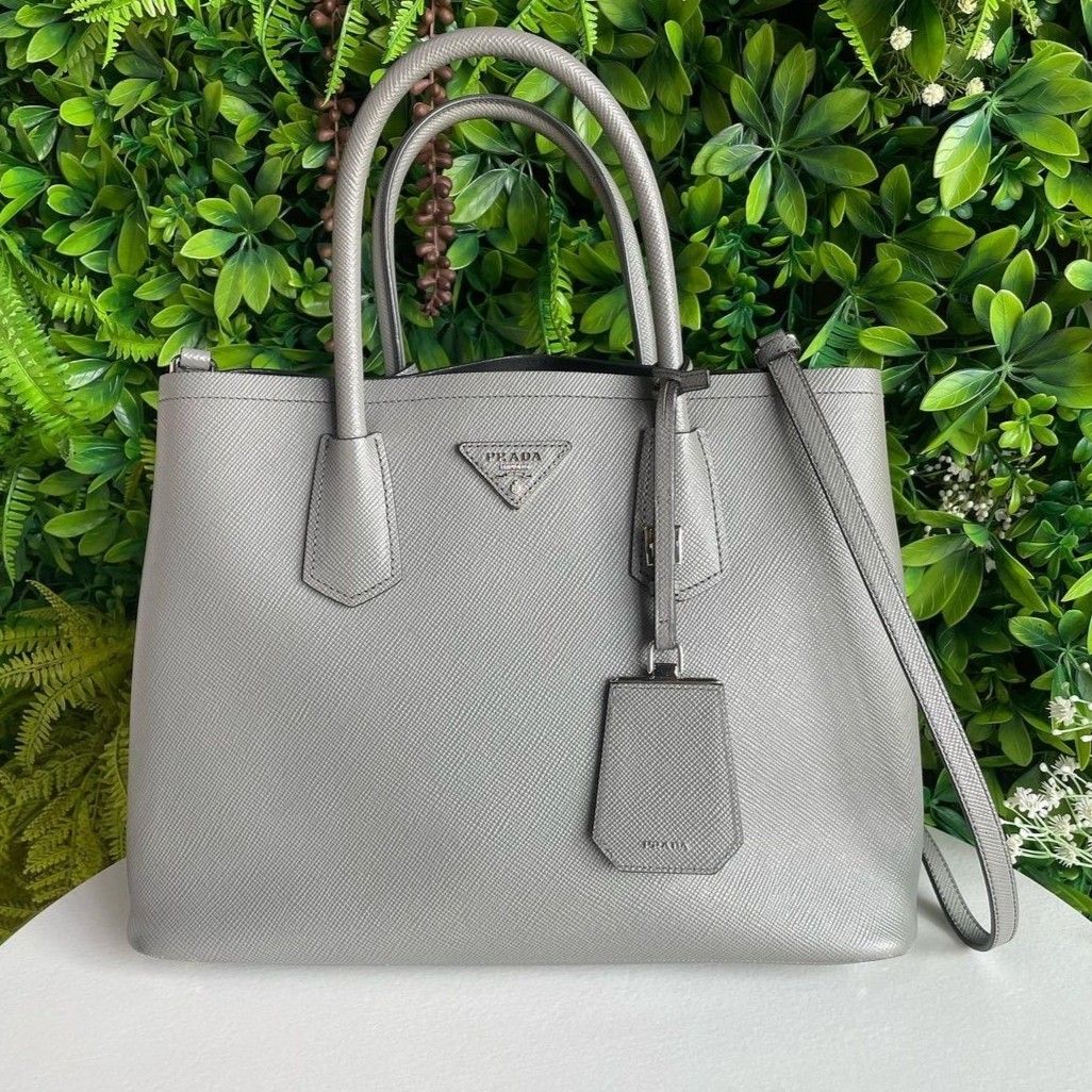 Authentic Prada Saffiano Cuir Double Tote, Luxury, Bags & Wallets on  Carousell