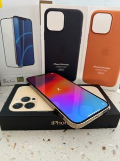 iPhone 13 Pro Max 256GB + Full Accessories