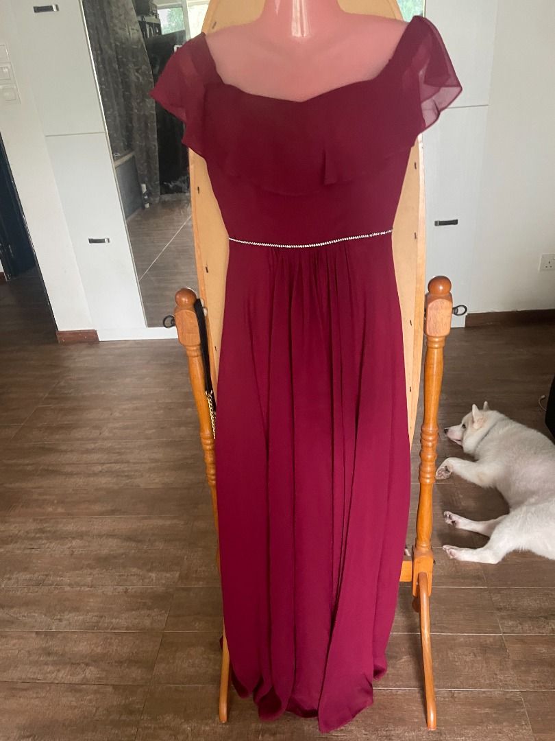 Red Bardot gown Women s Fashion Dresses Sets Evening dresses