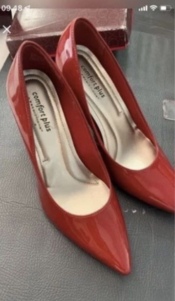 Comfort plus red heels cheap