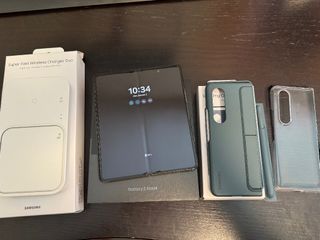 （分類：）位於 。 由 howardkhc 提交（商品編號 1257875254，圖片 1）。簡介： 。