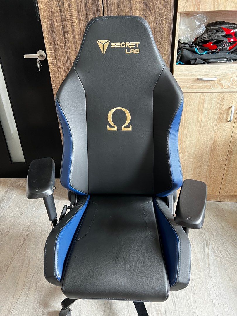 Secretlab omega royal on sale