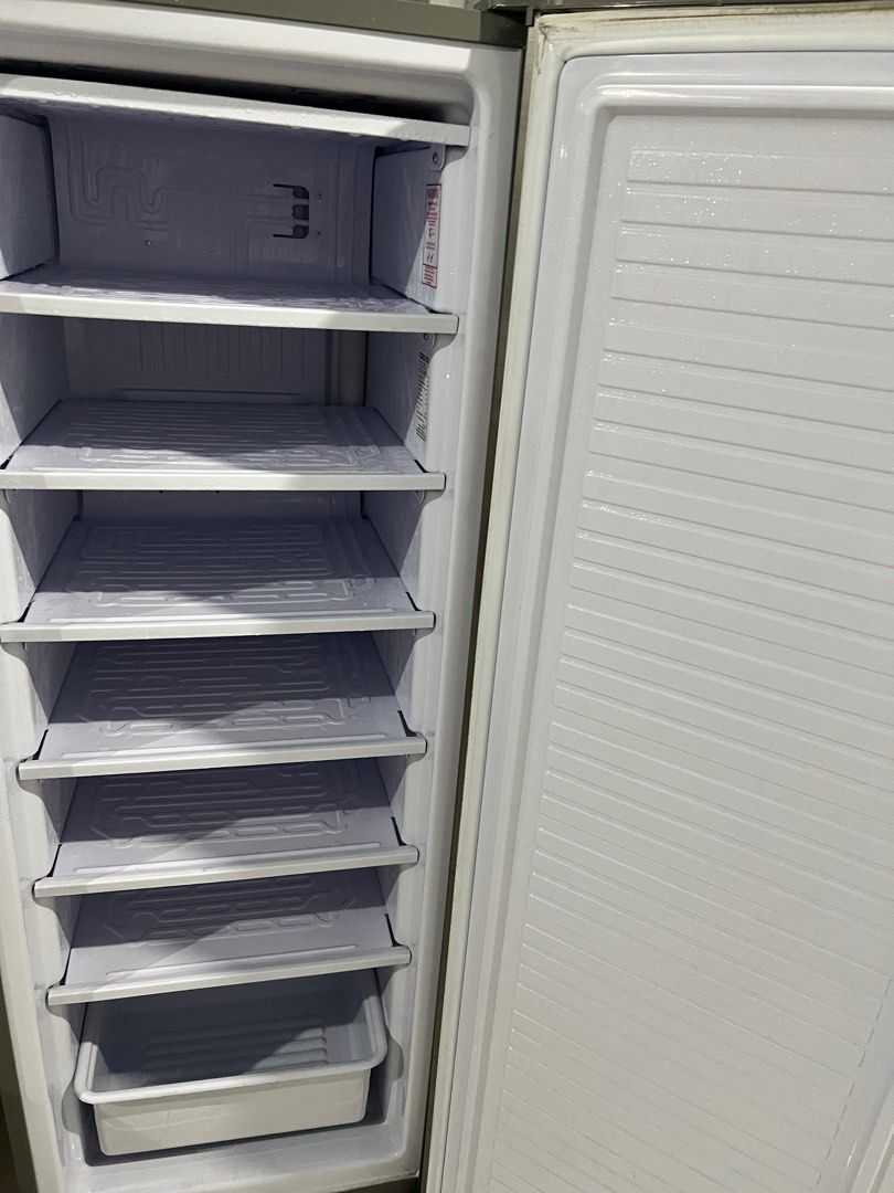 Condura upright top freezer wattage