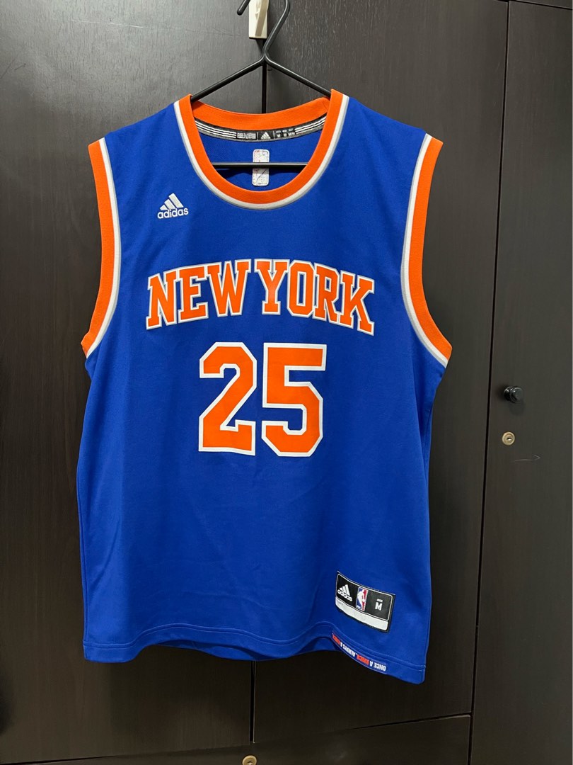 Knicks Derrick Rose Nike Classic Name & Number Tee