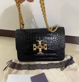 Tory Burch T Monogram Jacquard Mini Pochette, Women's Fashion, Bags &  Wallets, Purses & Pouches on Carousell