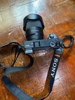Sony A6500 + Lens E 18-135mm