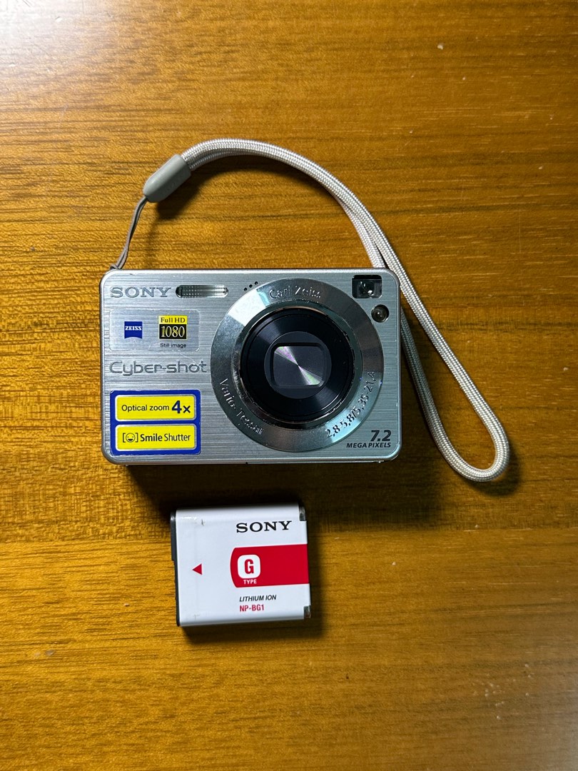 SONY DSCw110 camera digital, Photography, Cameras on Carousell
