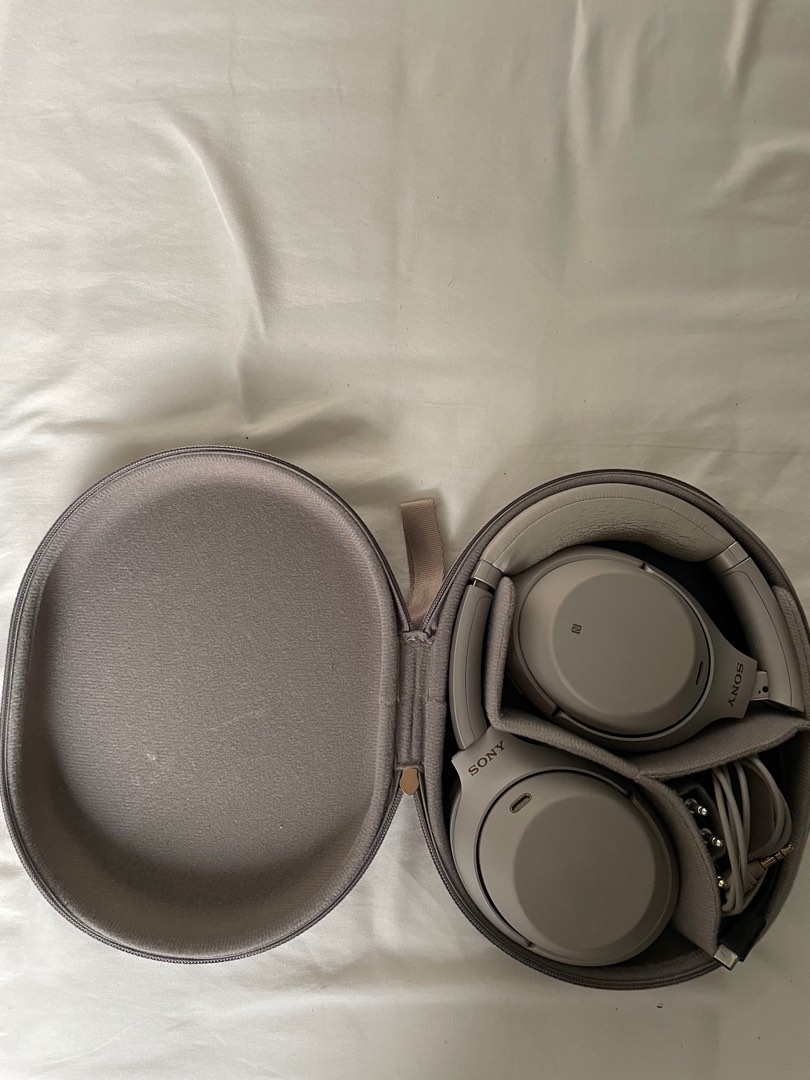 Sony WH 1000XM 3 noise cancelling wireless Headphones Audio