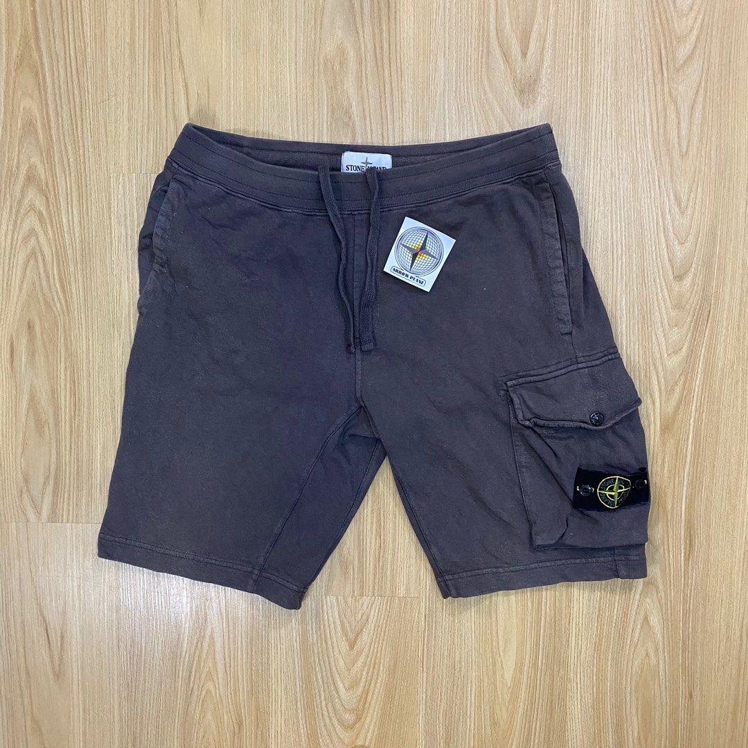Short pants stone island 2025