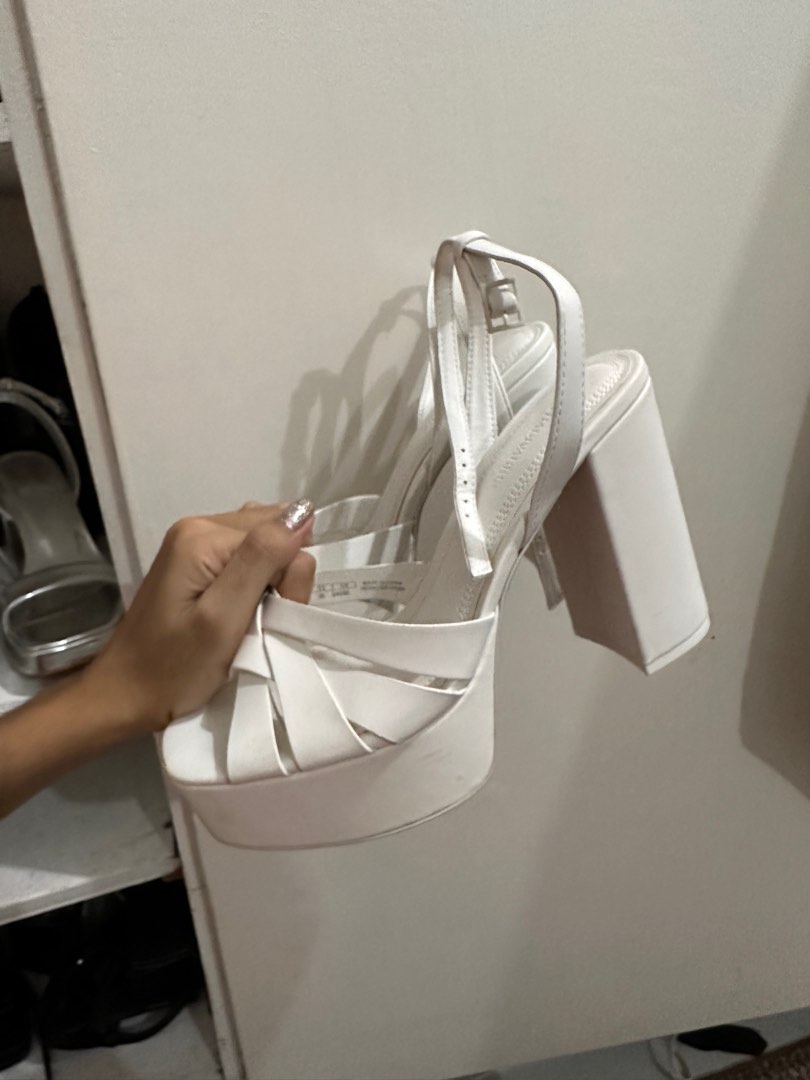 stradivarius black heels