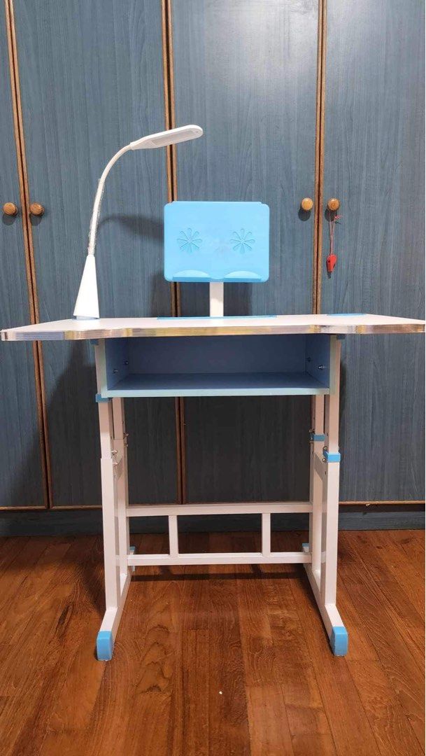 Study Table (Category: Tables & Sets) located in Singapore. Submitted by twirky (Listing ID 1257983861, Image 1). Description: Study table with lamp Seldom use .