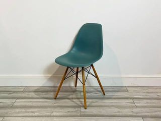 Set of 4 - Eames Chair