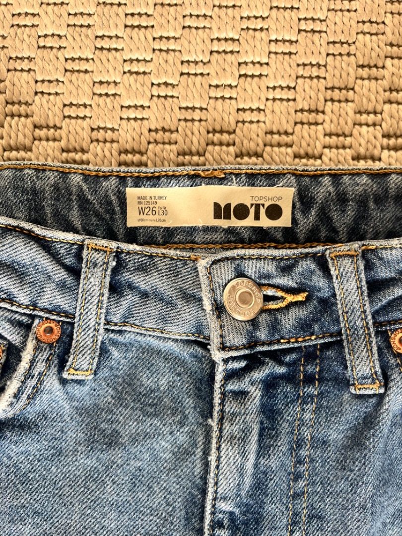 TOPSHOP Raw Edge denim jeans. Size 8 Women s Fashion Bottoms Jeans Leggings on Carousell