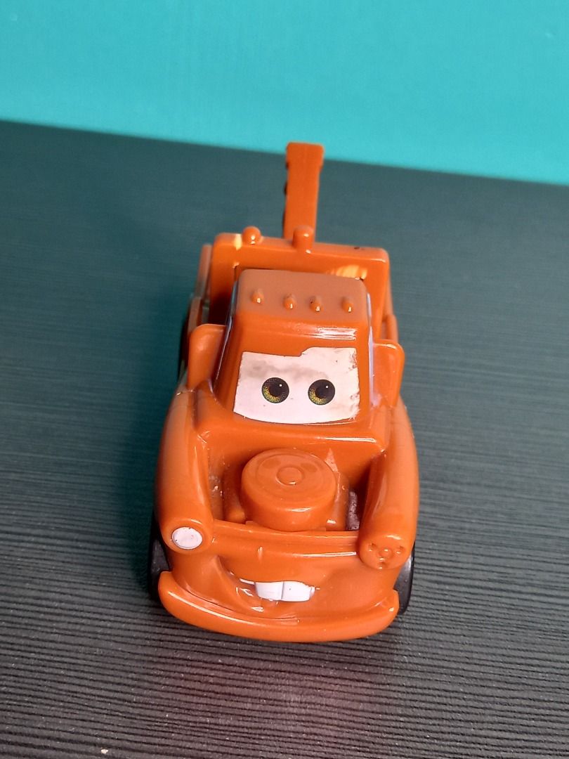 "Tow Mater" Disney Pixar Cars Plastic Tow Truck, Hobbies & Toys, Toys
