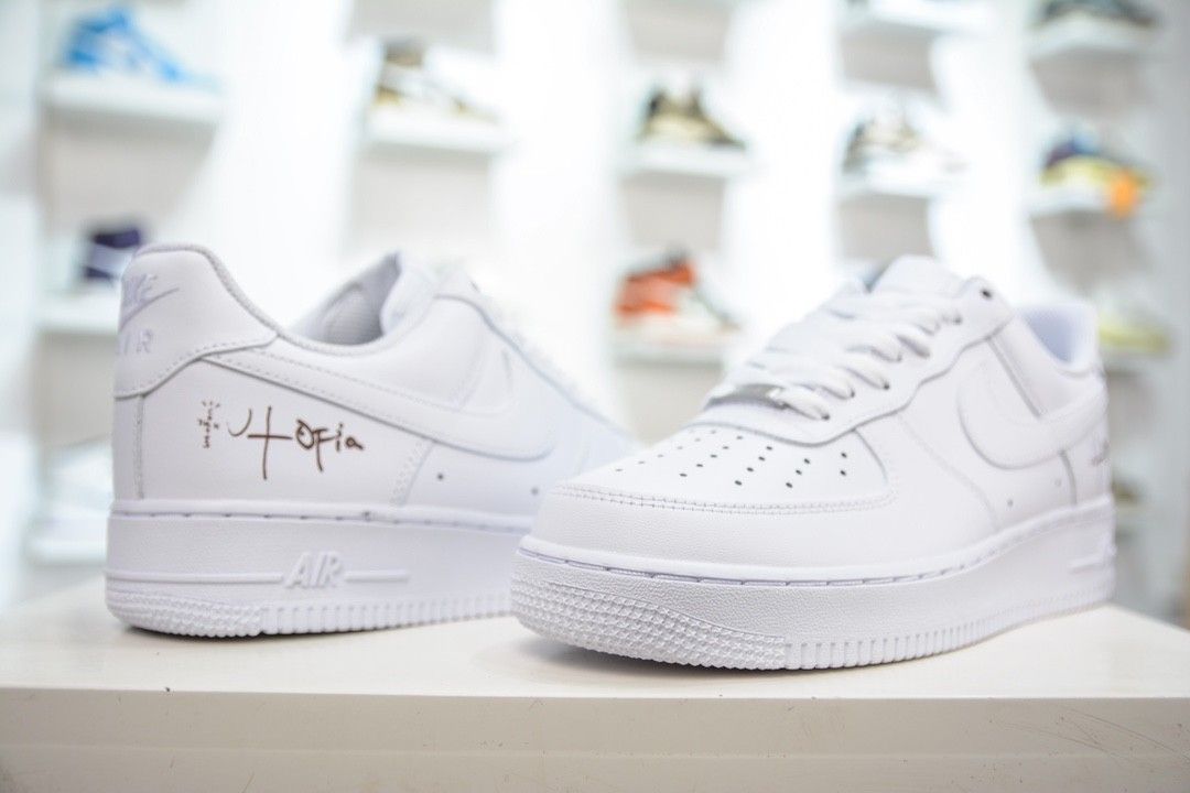 Tenis air force 1 low cactus jack de nike x travis 2025 scott
