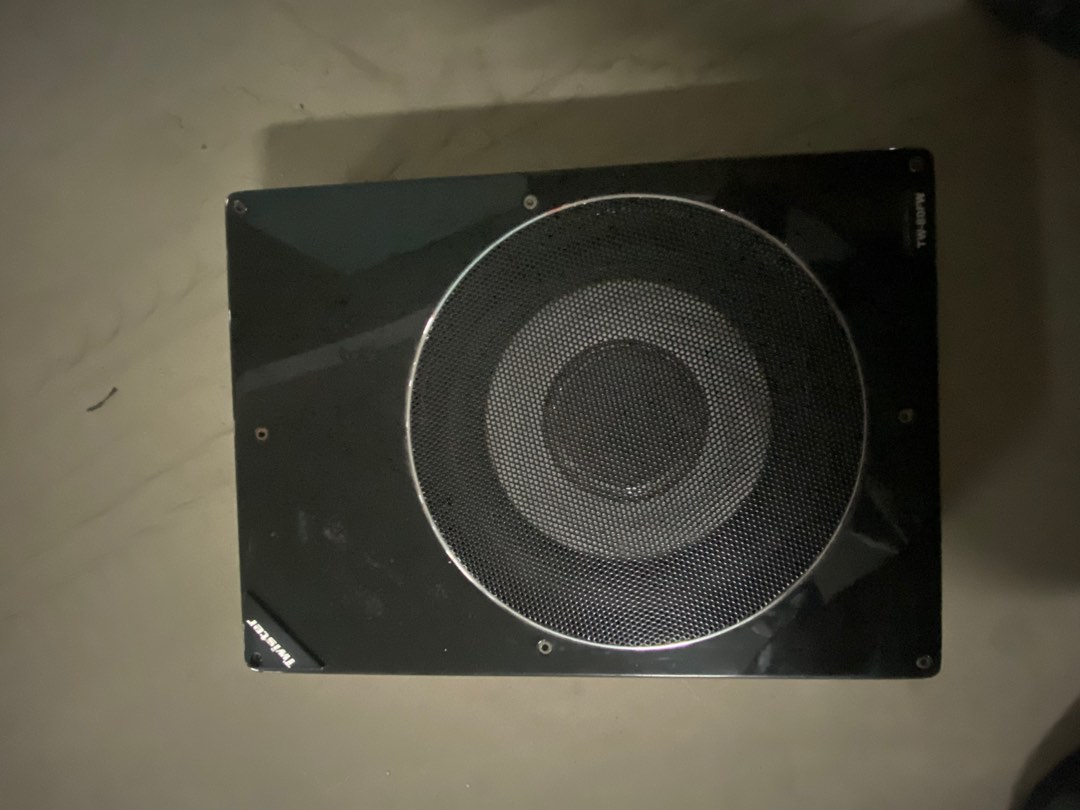 Twister active amplifier, Car Accessories, Accessories on Carousell