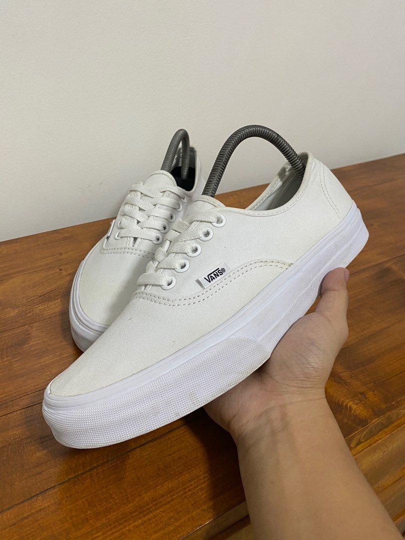 Vans authentic hotsell true white