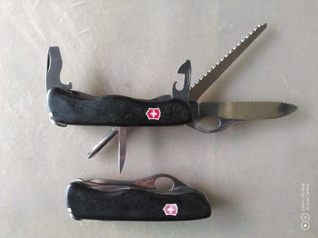 Swiss top army cot