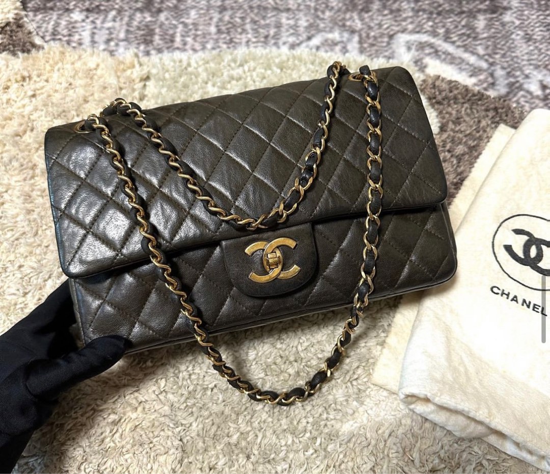 Fabulous Vintage Chanel Chevron Quilted Jersey Bag