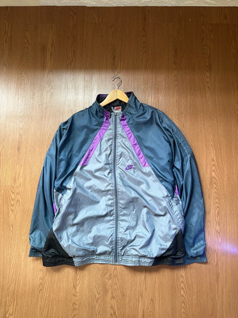 vintage windbreaker nike