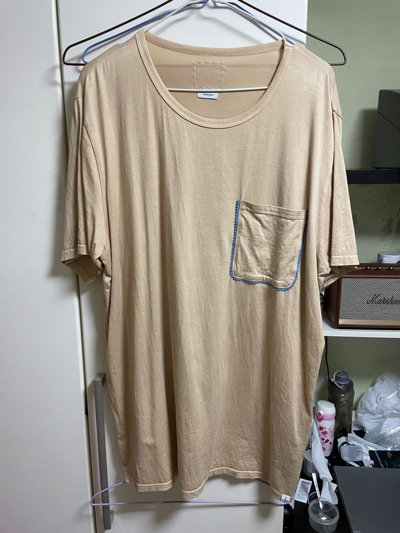 VISVIM TEE （分類：服裝）位於 Hong Kong。 由 bpapvv 提交（商品編號 1257985350，圖片 1）。簡介： Visvim tee 古董級產物 Size 4 日本制 僅兩次着用 。