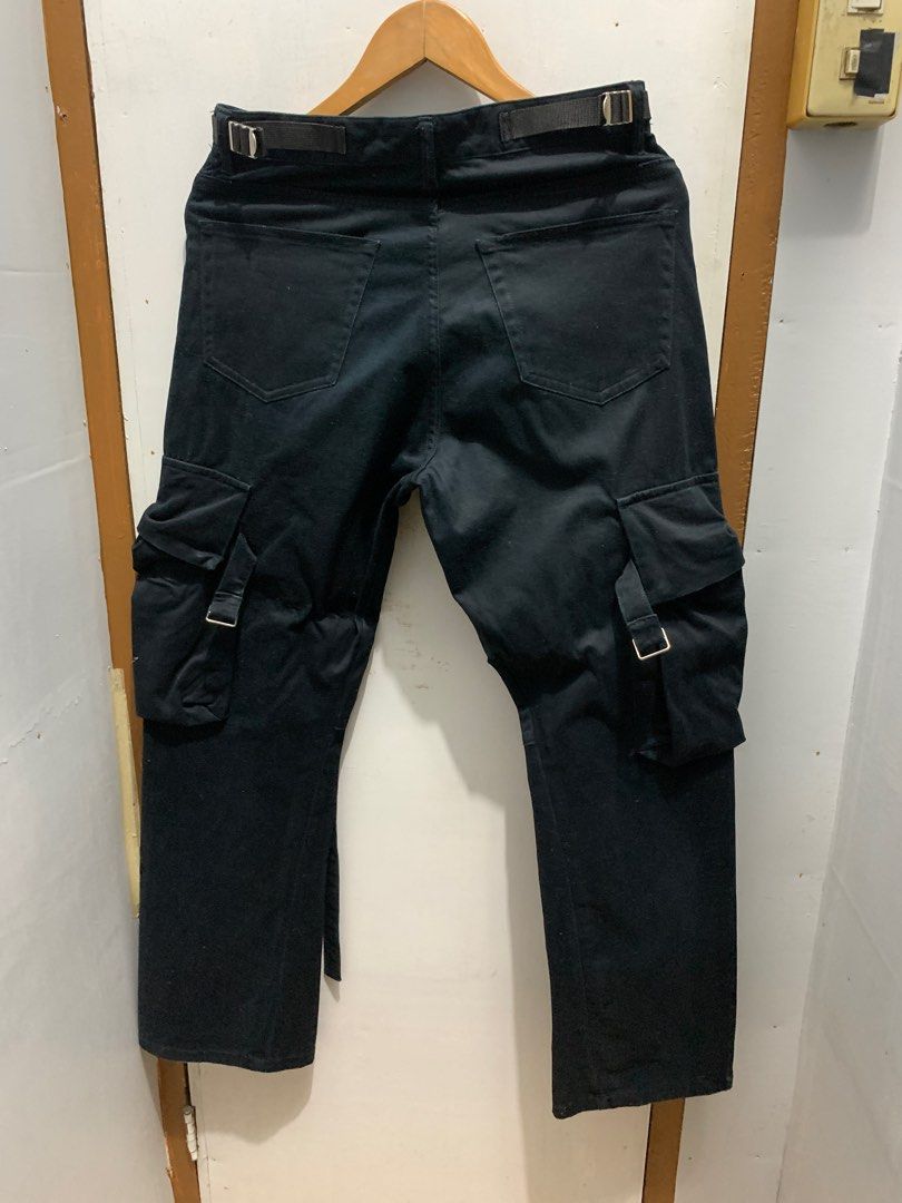 Vuja de cargo pants, Men's Fashion, Bottoms, Trousers on Carousell