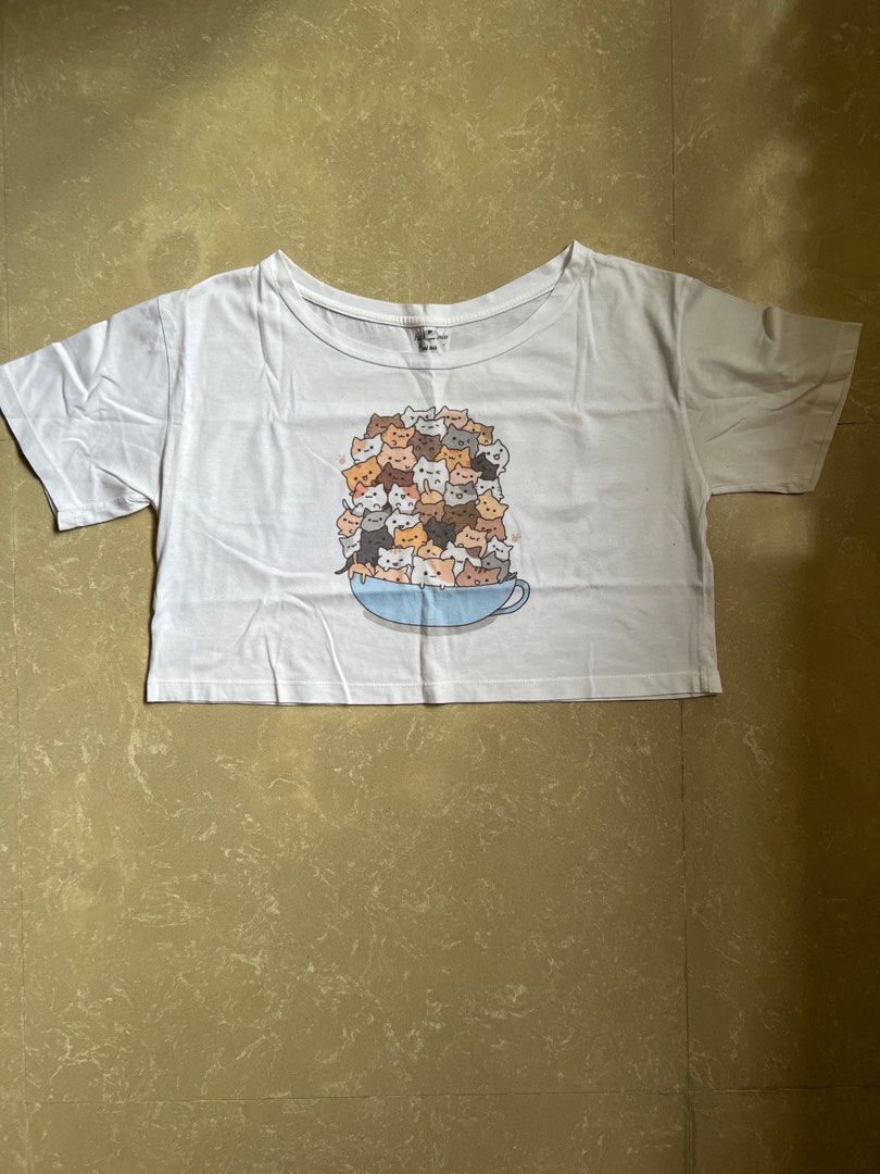 white cat crop top, Women's Fashion, Tops, Shirts on Carousell