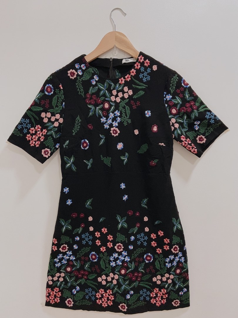 ZARA Floral Embroidered Dress, Women's Fashion, Dresses & Sets, Dresses