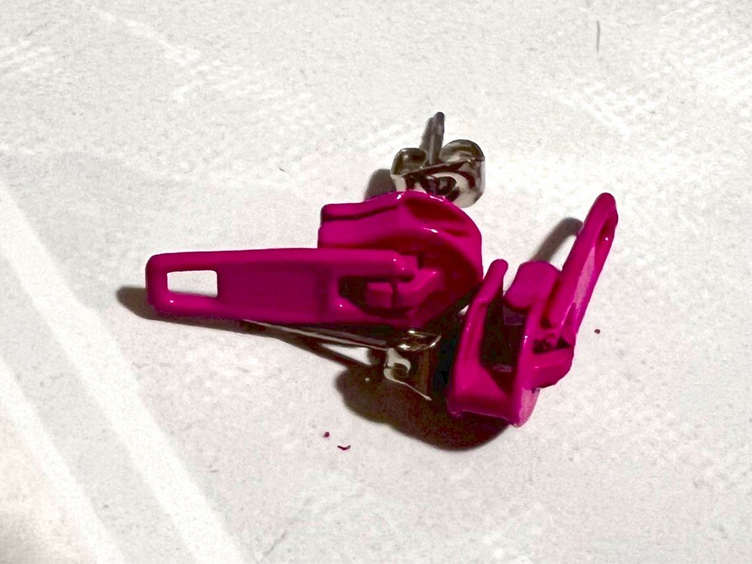 Claire's zipper shop earrings