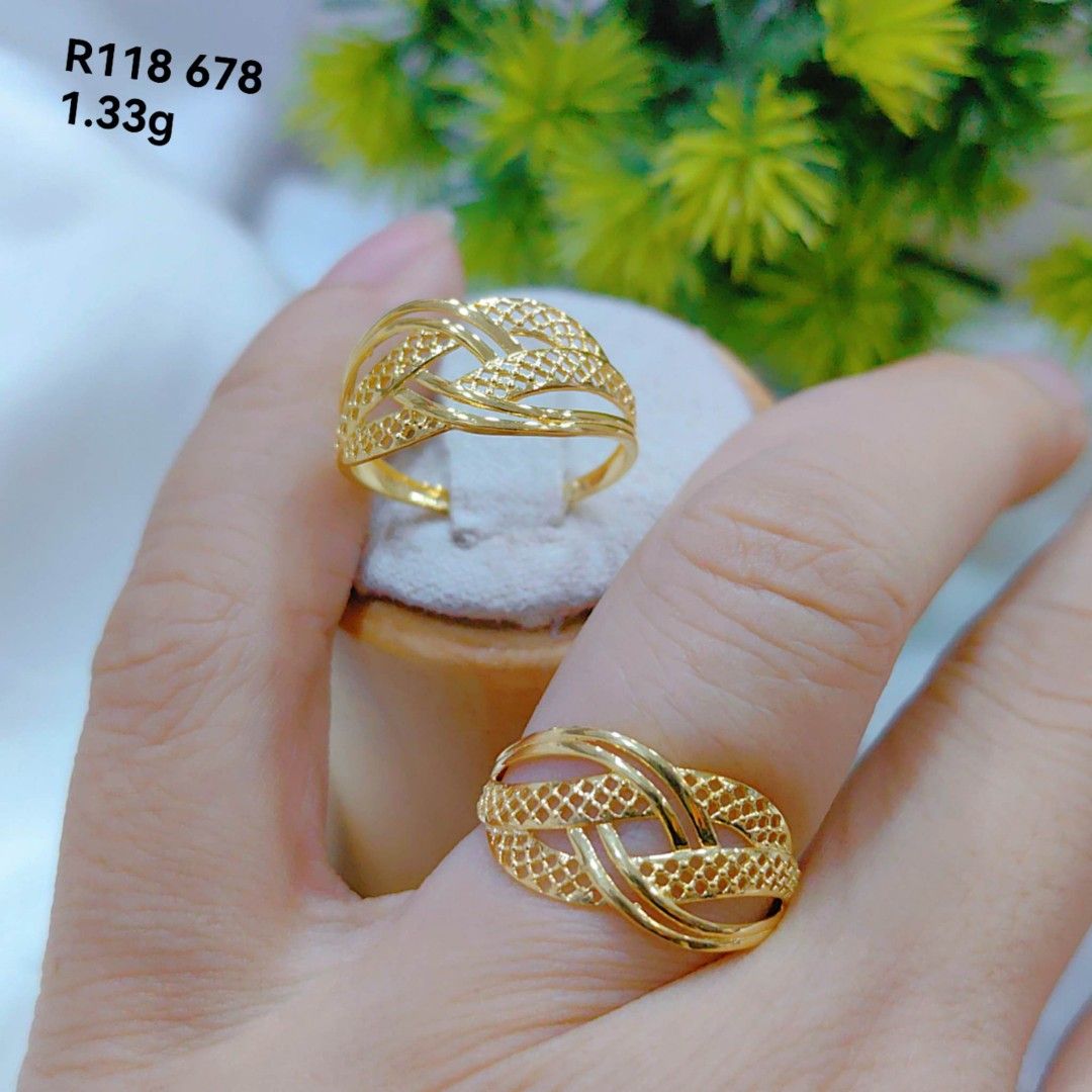 Saudi gold top ring for women