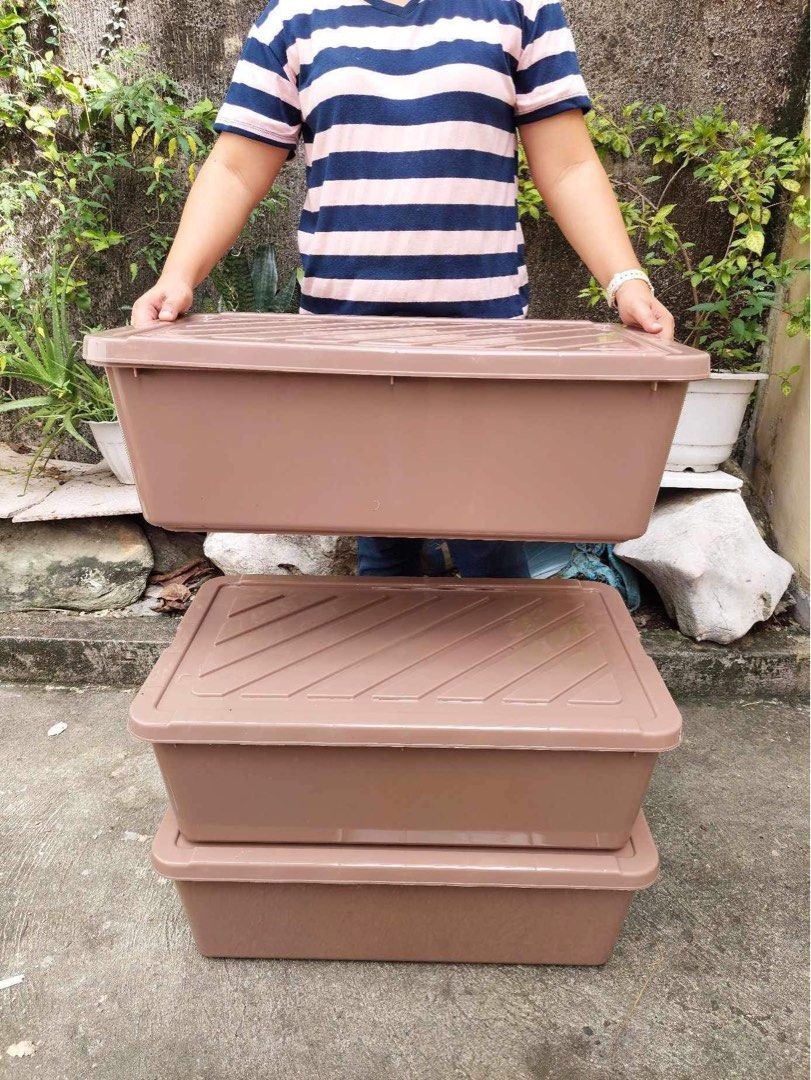 50L underbed storage box #7000 MOCHA & DARK MOCHA (Category: Storage Boxes & Baskets) located in Imus. Submitted by foodhaveit24 (Listing ID 1261041148, Image 2). Description: New color 🥳 Exclussive lang samen 🥳🥳 50L underbed storage box #7000 - MOCHA & DARK MOCHA .