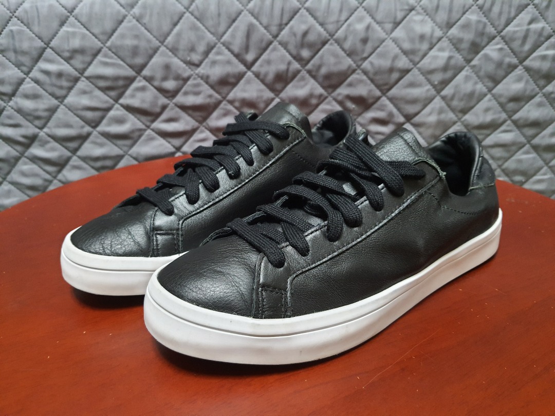 Adidas Daily 2.0, Men's Fashion, Footwear, Sneakers on Carousell