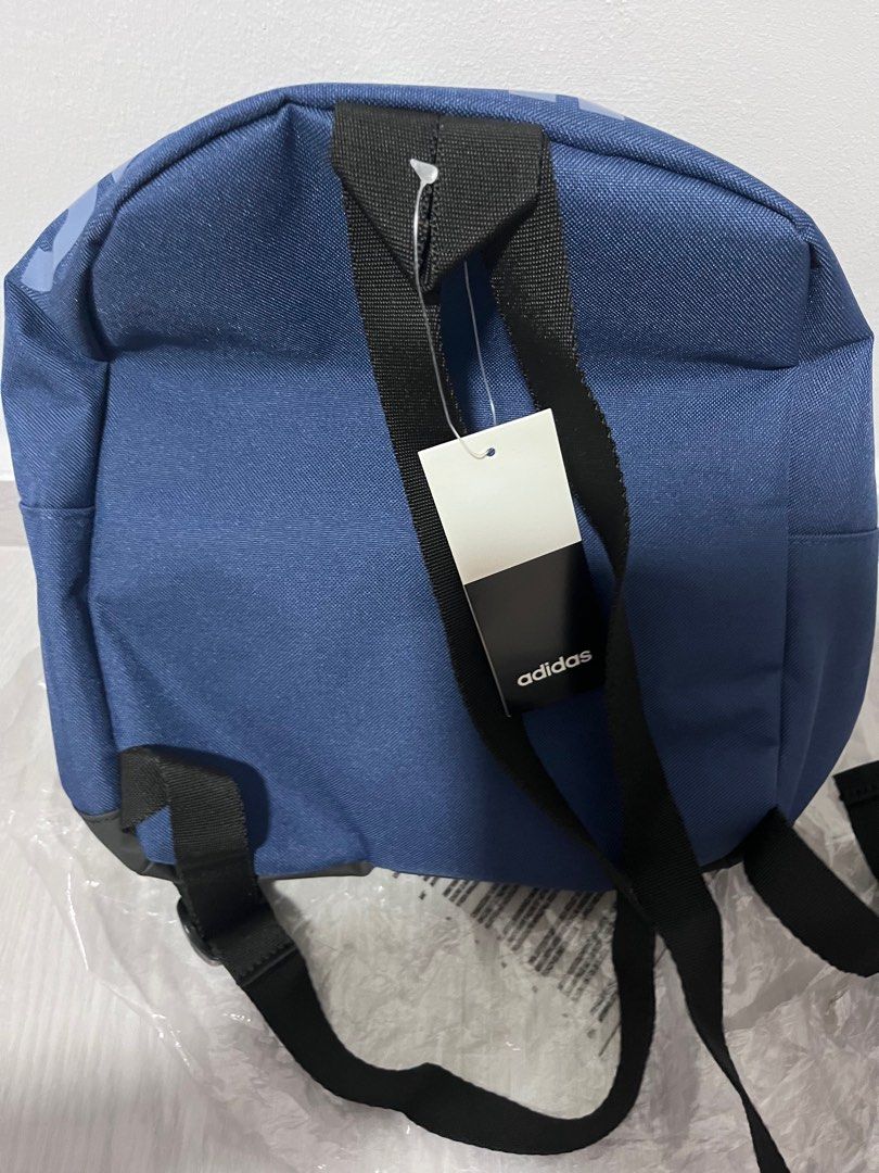 Adidas mini back store
