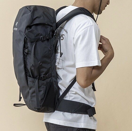 Arcteryx brize store 32 backpack