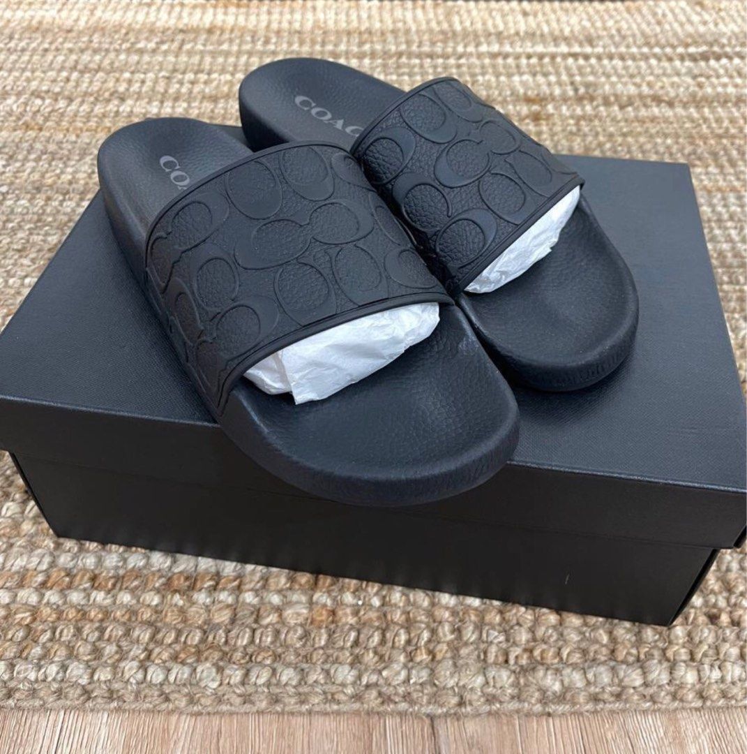 Coach hotsell signature slides