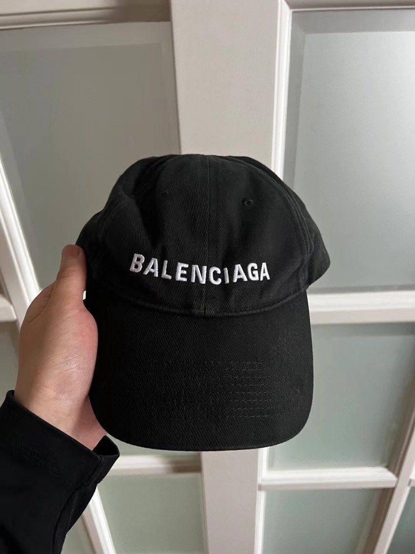 Balenciaga 巴黎世家帽子, 名牌精品, 精品配件在旋轉拍賣