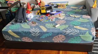 (Category: ) located in . Submitted by poojavinit86 (Listing ID 1261031732, Image 1). Description: .