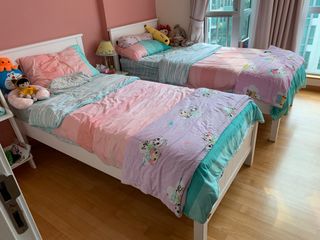 (Category: ) located in . Submitted by szesze22 (Listing ID 1261010561, Image 1). Description: .