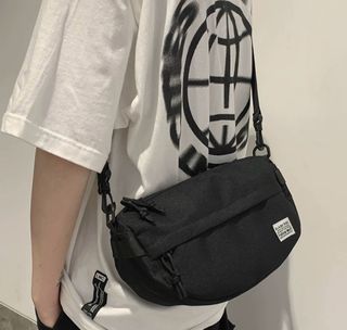(Category: ) located in . Submitted by clothesy (Listing ID 1261031426, Image 1). Description: .