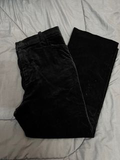 (Category: ) located in . Submitted by wardrobemeletop (Listing ID 1261013078, Image 1). Description: .